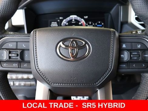 Used 2025 Toyota Sequoia SR5 w/ SR5 Premium Package AWD/4WD image 23