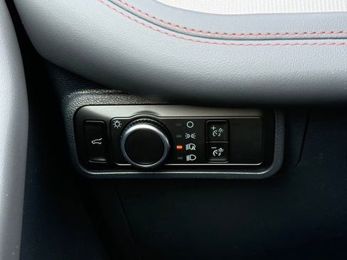 New 2026 Ford Explorer Active image 24