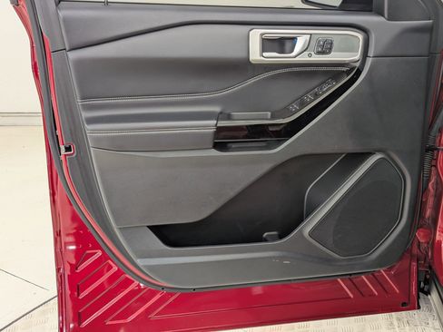 Used 2022 Ford Explorer ST w/ Equipment Group 401A image 27