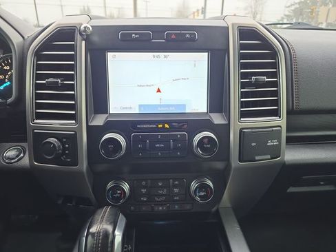 Used 2019 Ford F150 Platinum image 23