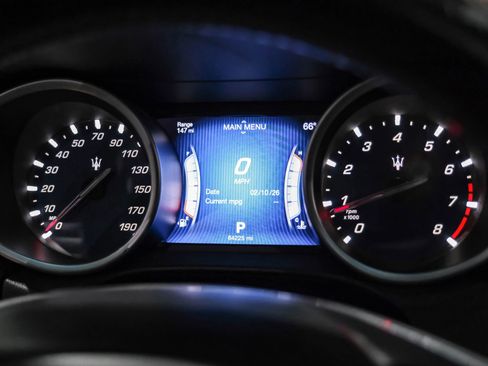 Used 2016 Maserati Ghibli S image 17