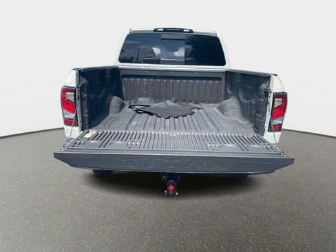 Used 2023 Nissan Titan PRO-4X w/ Off Road Protection Package AWD/4WD image 13