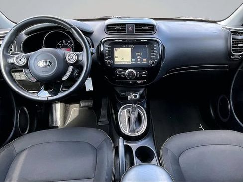 Used 2016 Kia Soul + w/ Audio Package FWD image 7