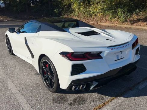 Used 2024 Chevrolet Corvette Stingray w/ Stealth Interior Trim Package image 40