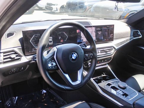 Used 2023 BMW 330i Sedan w/ Convenience Package RWD image 16