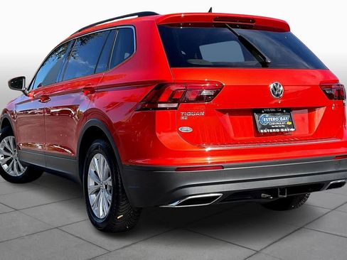 Used 2019 Volkswagen Tiguan SE w/ Panoramic Sunroof Package image 11