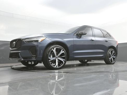 Certified 2024 Volvo XC60 B5 Ultimate AWD/4WD image 31