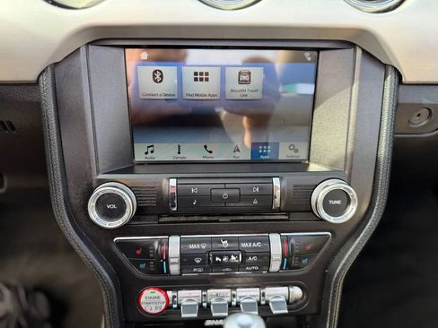 Used 2017 Ford Mustang Premium image 35