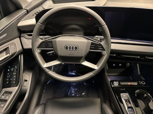 New 2025 Audi Q6 e-tron Premium Plus image 13