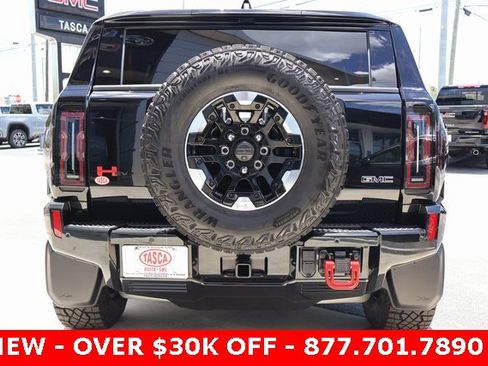 New 2024 GMC Hummer EV 2X w/ Extreme Off-Road Package image 6