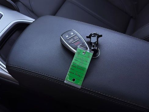 Used 2024 Alfa Romeo Giulia Ti image 25