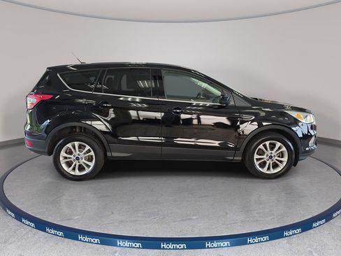Certified 2017 Ford Escape SE AWD/4WD image 4