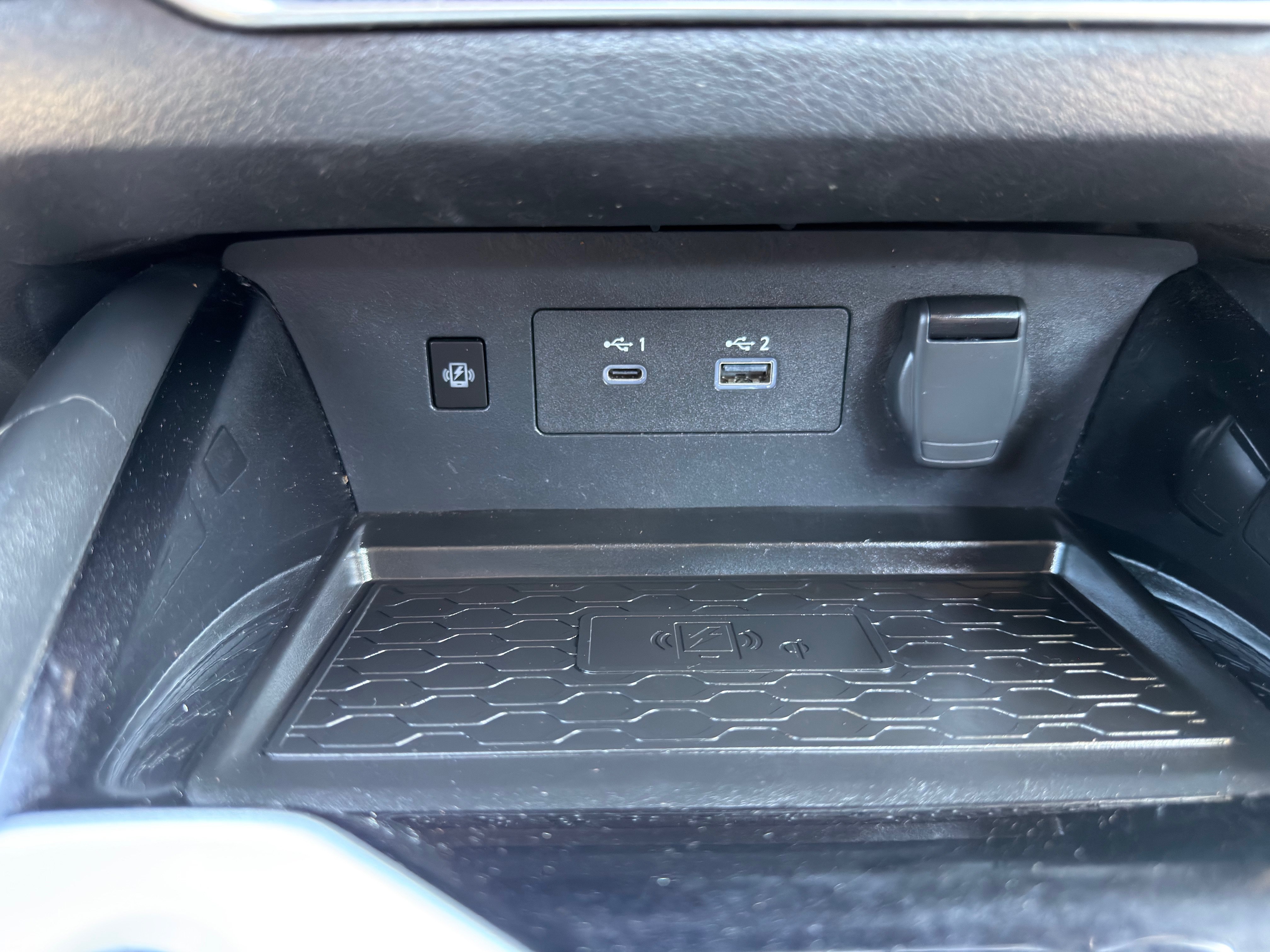 Used 2024 Nissan Altima 2.5 SV w/ SV Premium Package FWD image 37
