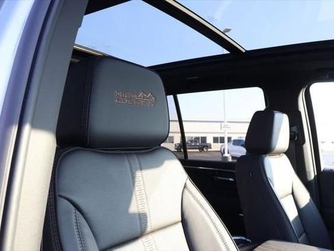 New 2026 Chevrolet Tahoe High Country w/ Sun And Tow Package image 45