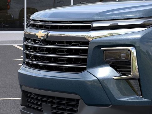 New 2026 Chevrolet Traverse LT w/ Sun and Wheel Package image 13