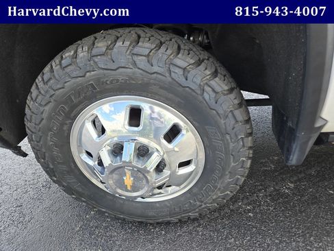 Used 2024 Chevrolet Silverado 3500 High Country w/ High Country Premium Package AWD/4WD image 48