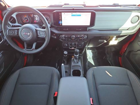 Used 2026 Jeep Wrangler Unlimited Sport AWD/4WD image 14