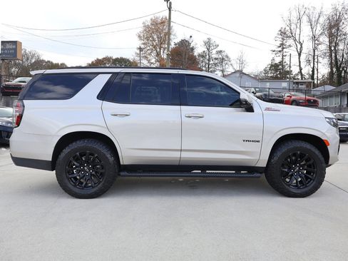 Used 2022 Chevrolet Tahoe Z71 w/ Luxury Package image 8