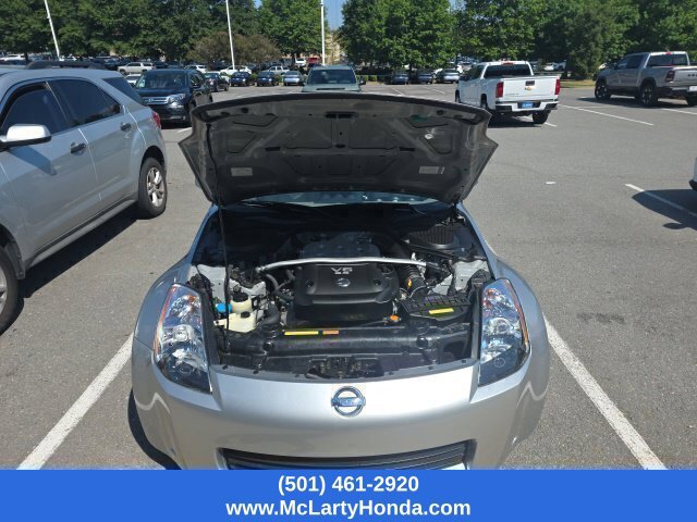 Used 2005 Nissan 350Z Touring RWD image 9