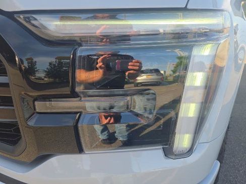 Certified 2025 Ford F150 Lariat AWD/4WD image 4