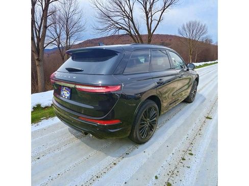 Used 2024 Lincoln Corsair Reserve w/ Equipment Group 201A image 4