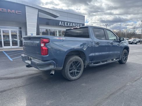 Used 2024 Chevrolet Silverado 1500 Custom w/ LPO, Dark Essentials Package image 3
