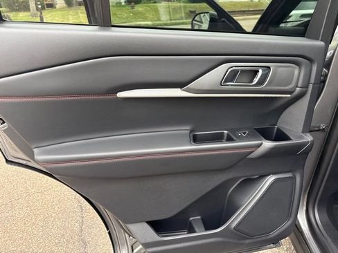 New 2026 Ford Explorer ST-Line AWD/4WD image 39