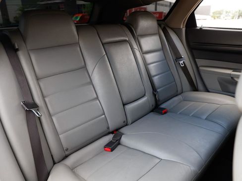 Used 2006 Dodge Magnum R/T w/ Convenience Group II RWD image 16