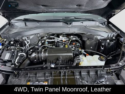 Used 2022 Ford Explorer XLT w/ Equipment Group 202A image 31