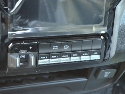 New 2026 RAM 5500 Tradesman AWD/4WD image 26