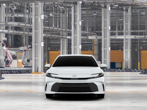 New 2026 Toyota Camry LE FWD image 2