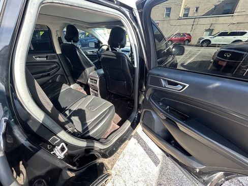 Used 2016 Ford Edge Titanium w/ Equipment Group 301A image 8