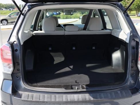 Used 2018 Subaru Forester 2.5i w/ Alloy Wheel Package AWD/4WD image 8