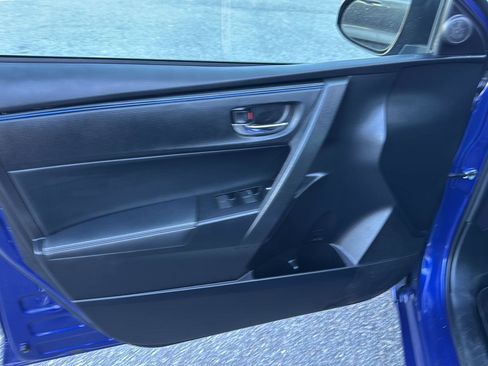 Used 2017 Toyota Corolla LE image 14