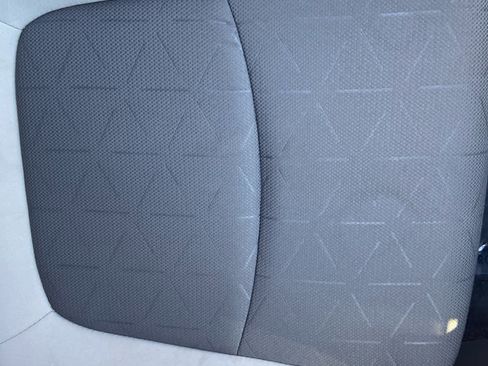 Used 2025 Toyota RAV4 XLE FWD image 39