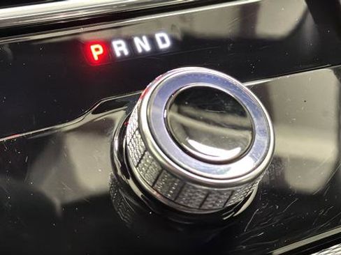 Used 2024 Jeep Grand Cherokee Laredo X image 19