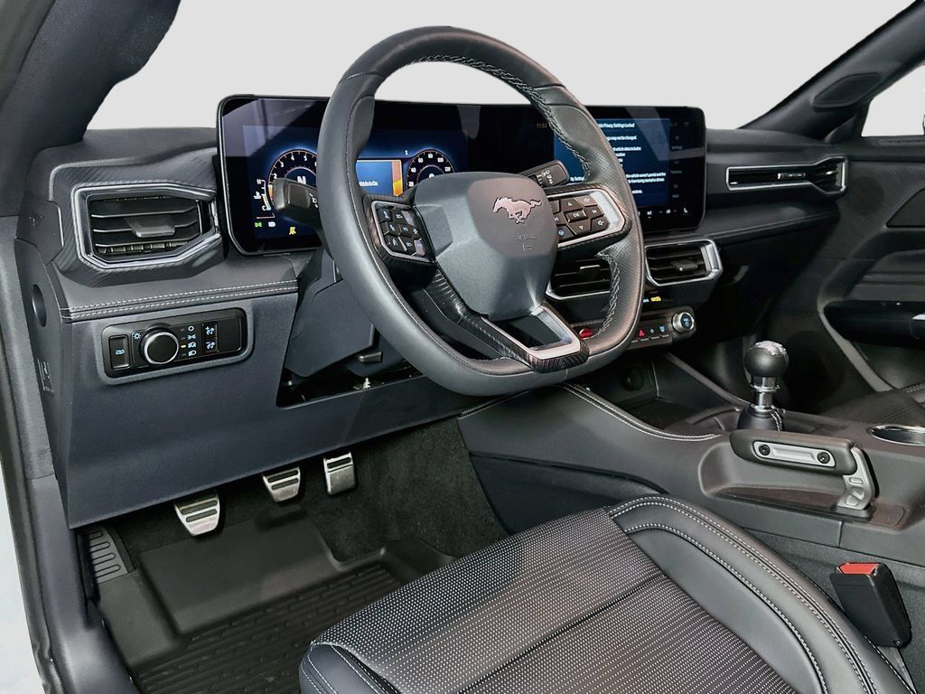 New 2026 Ford Mustang GT Premium w/ GT Performance Package RWD image 8