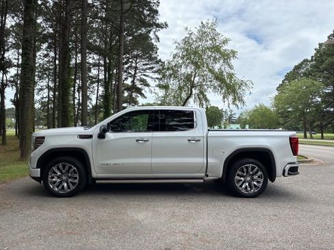 Used 2025 GMC Sierra 1500 Denali w/ Denali Reserve Package AWD/4WD image 6
