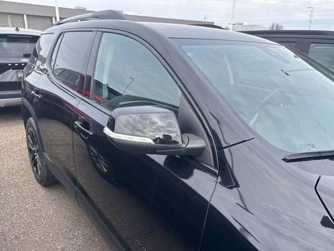 Used 2023 GMC Acadia SLE w/ Elevation Edition image 19