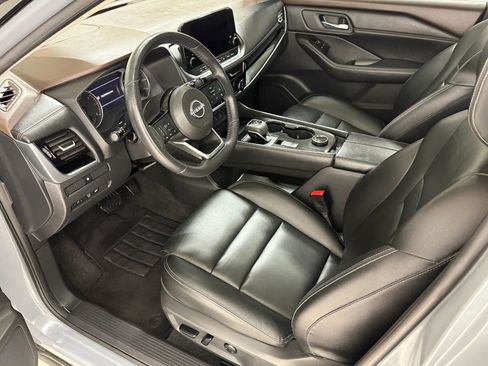 Used 2023 Nissan Rogue SL w/ SL Premium Package image 40