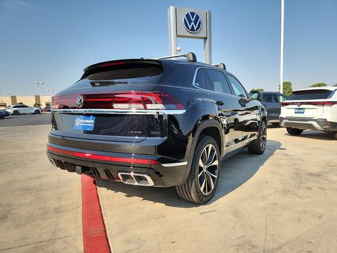 New 2026 Volkswagen Atlas Cross Sport SEL Premium R-Line image 7