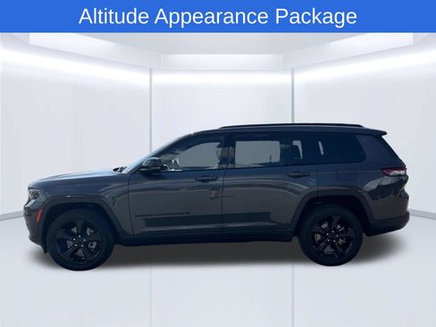 Used 2021 Jeep Grand Cherokee L Laredo RWD image 4