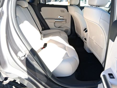New 2026 Mercedes-Benz GLA 250 image 22