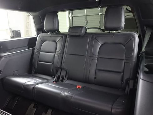 Used 2024 Lincoln Navigator Reserve AWD/4WD image 22