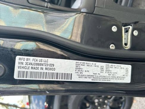 Certified 2022 Jeep Compass Altitude image 39