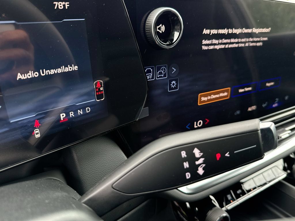 New 2026 Chevrolet Equinox EV LT FWD image 22