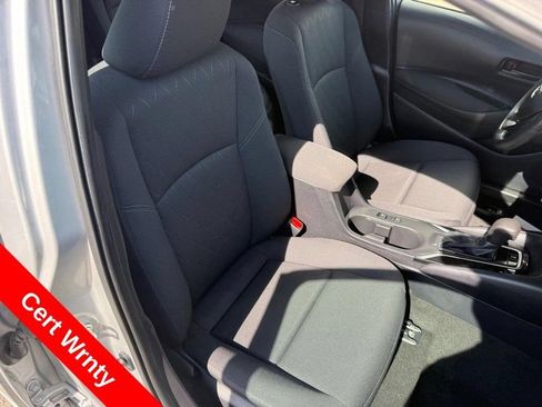 Used 2025 Toyota Corolla LE FWD image 11