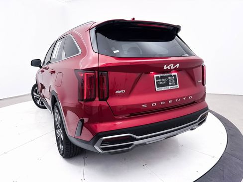 Used 2022 Kia Sorento SX image 3