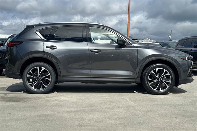 Used 2023 MAZDA CX-5 AWD 2.5 S w/ Premium Plus Pkg image 2