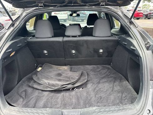 Used 2018 Toyota C-HR XLE FWD image 19